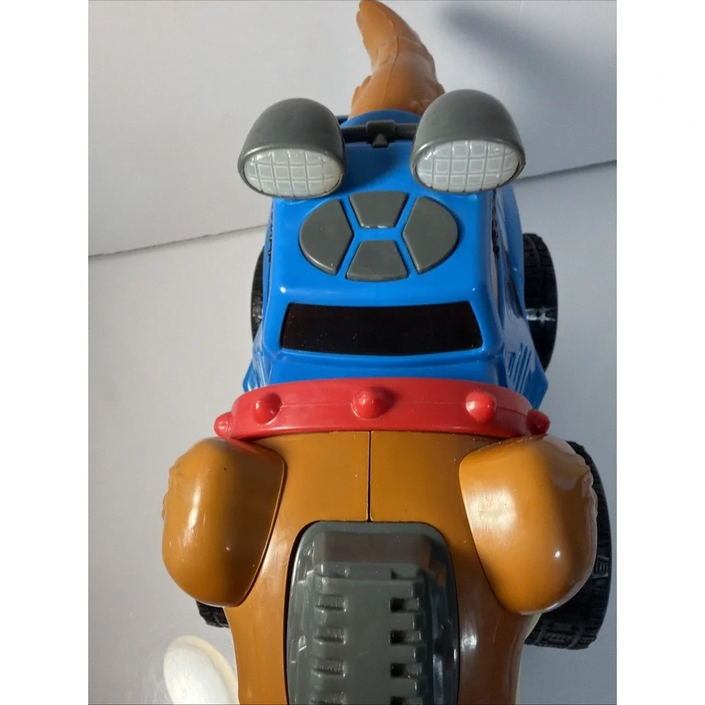 Adventure Force Chomp and Cruise Chomper Musical Bull Dog Truck 